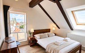 Zelezna - Old Town View Residence